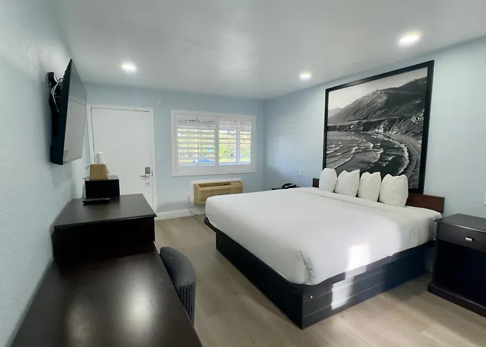 Pelican Inn Monterey