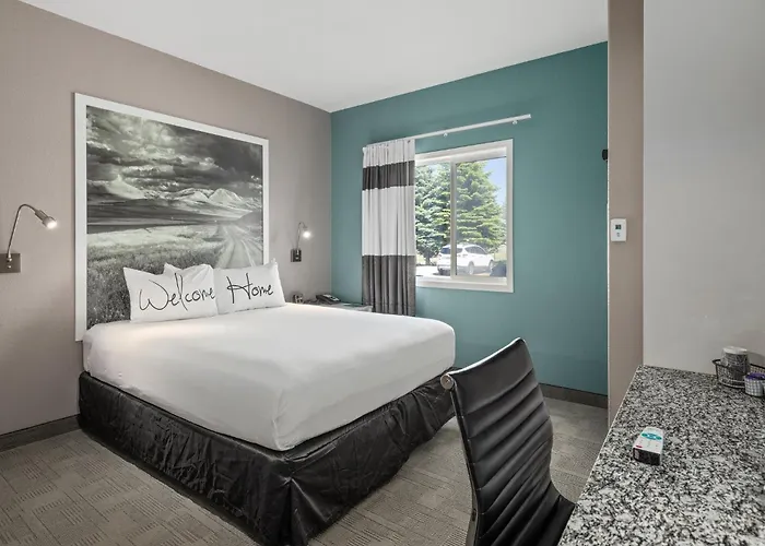 Home Inn Medicine Hat