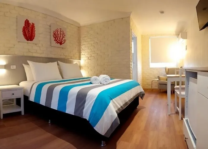 Bay House Motel Bateau Bay
