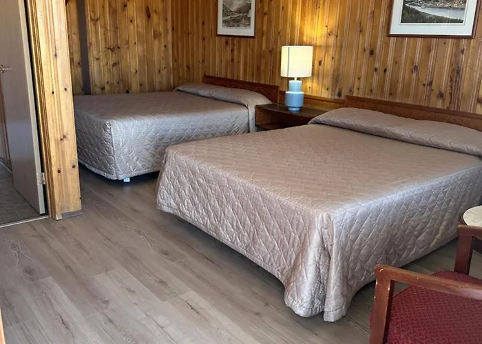 Glacier View Inn Haines Junction