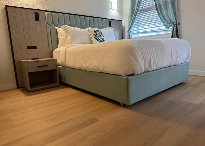 Athens Hotel & Suites Houston