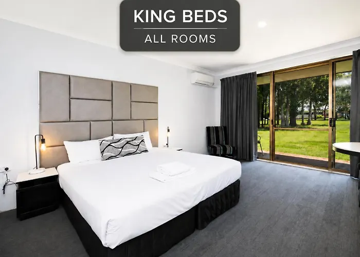 Island Palms Motor Inn Forster