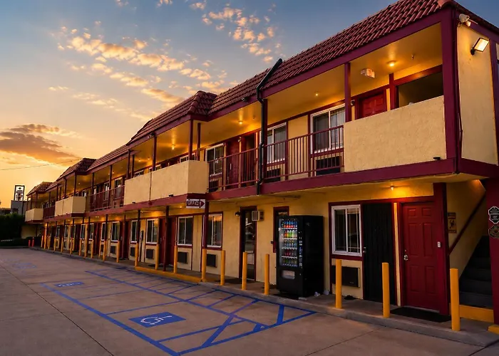 Century Motel Buena Park Disneyland
