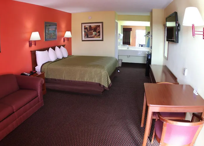 Budget Inn & Suites Hawkinsville