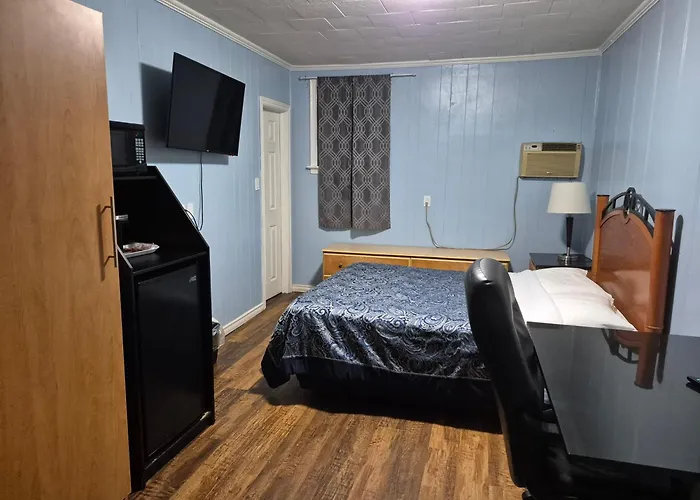 Park Side Motel Peterborough