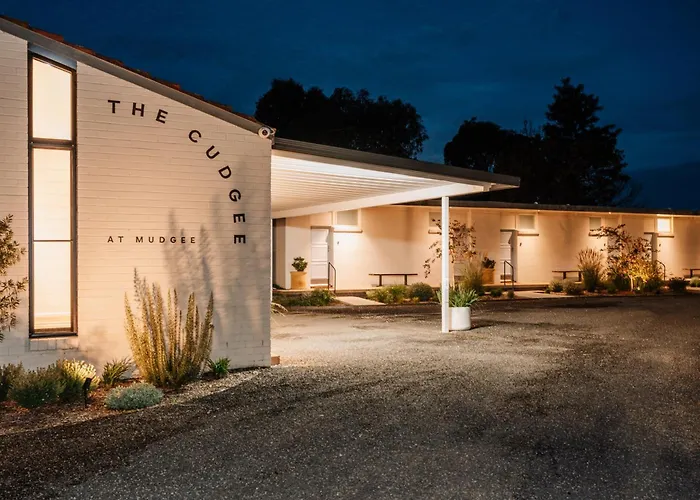 The Cudgee At Mudgee Motel