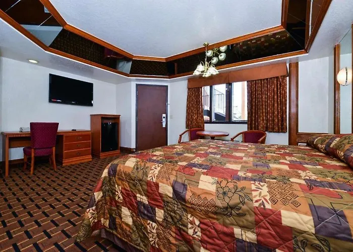 Americas Best Value Inn & Suites Los Angeles Downtown Sw