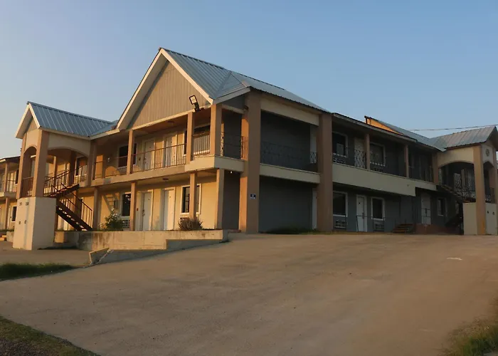 Mg Inn & Suites Zapata