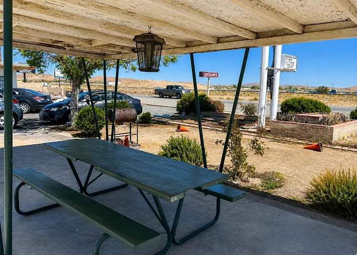 Carl'S Motel Rosamond