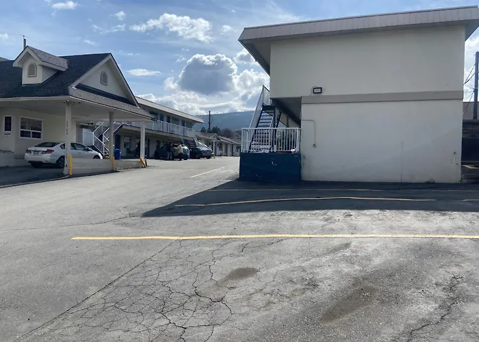 Coastline Motel Kamloops