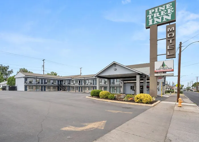 Pine Tree Inn Medford