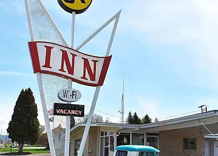 Jr Inn Soda Springs