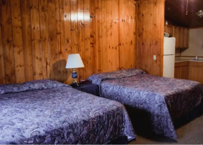 Covered Bridge Motel Rockville