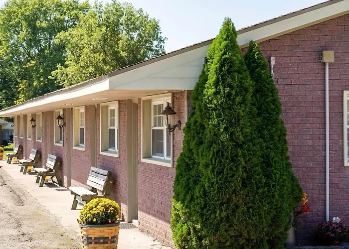 Covered Bridge Motel Rockville