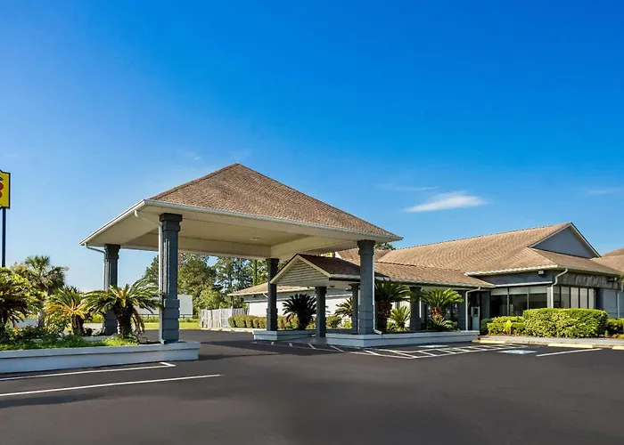 Super 8 By Wyndham Hardeeville - Savannah North