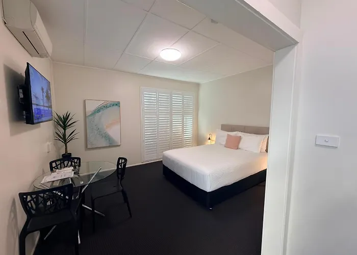 The Esplanade Motel Warners Bay