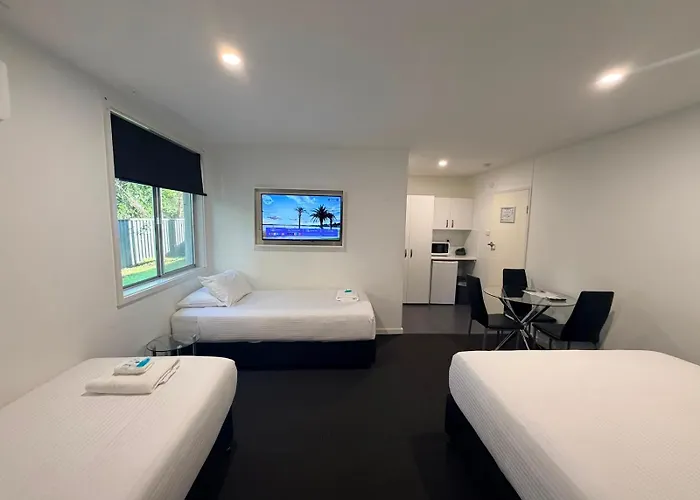 The Esplanade Motel Warners Bay