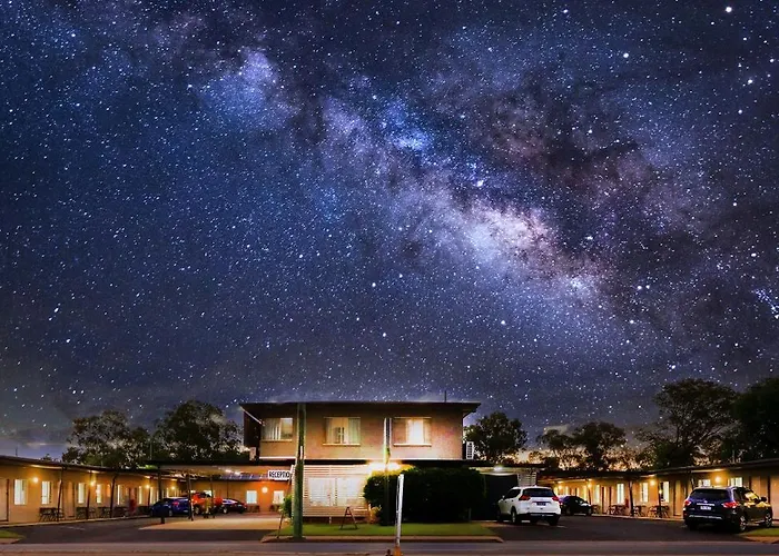 Motel 707 Emerald