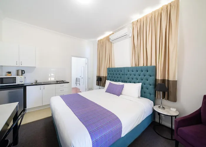 The Hallows Accommodation Bathurst