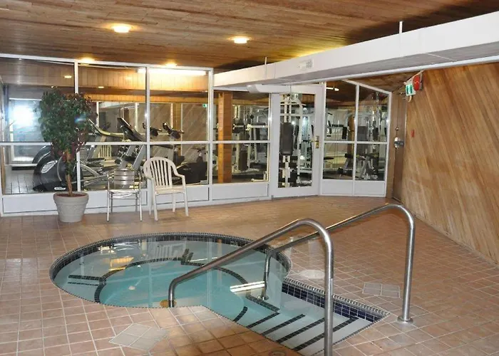 Ramada By Wyndham Abbotsford Hotel