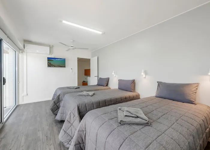 Bundaberg Coral Villa Motor Inn