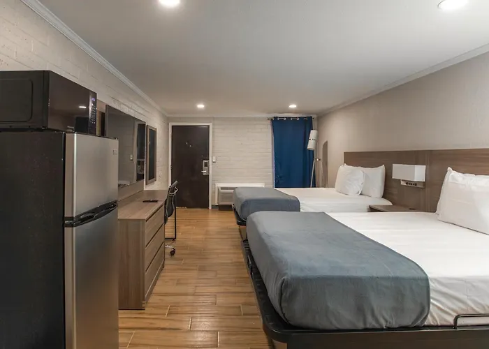 Economy Suites Fairgrounds Tulsa