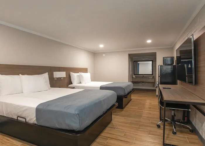 Economy Suites Fairgrounds Tulsa