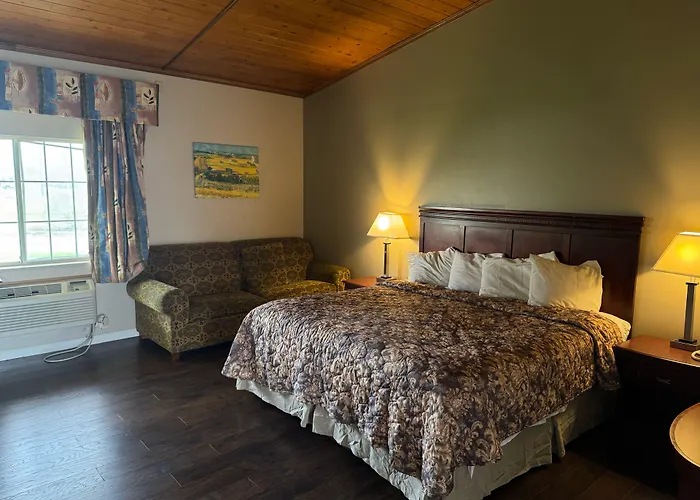 Town & Country Motel Clinton