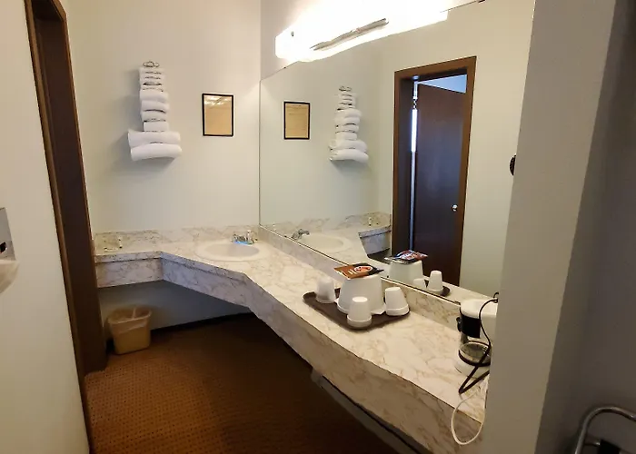 Robin Hood Motel Raton