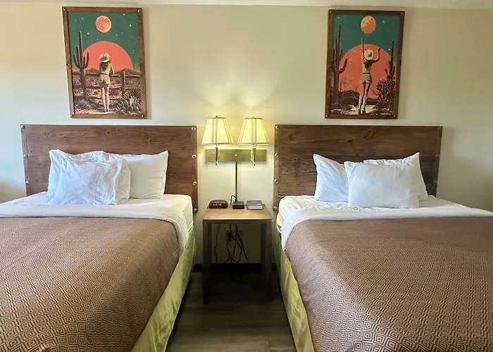 Cactus Inn And Suites Mountain Grove