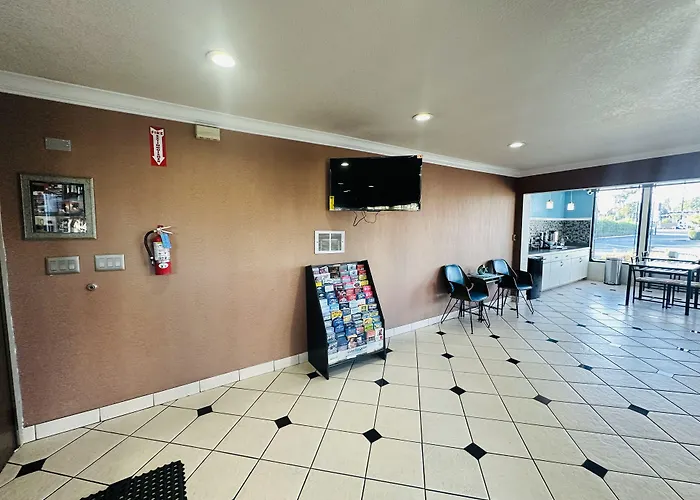 Casa Blanca Hotel - Orange