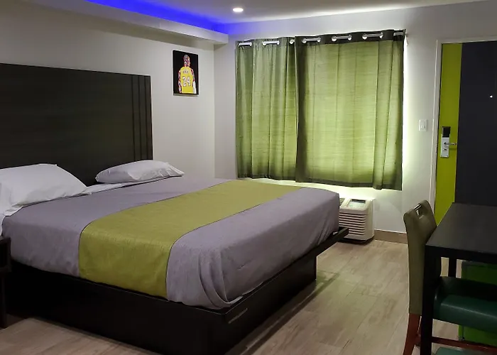 Exclusivo Inn And Suites Lakewood