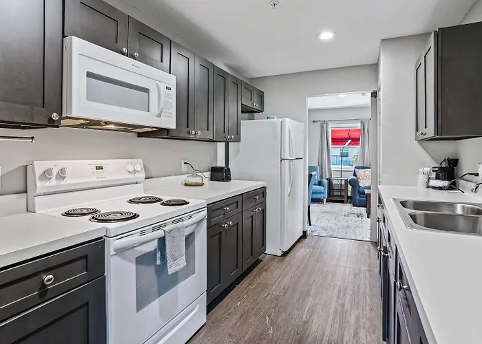 Baymont By Wyndham Ocala Suites