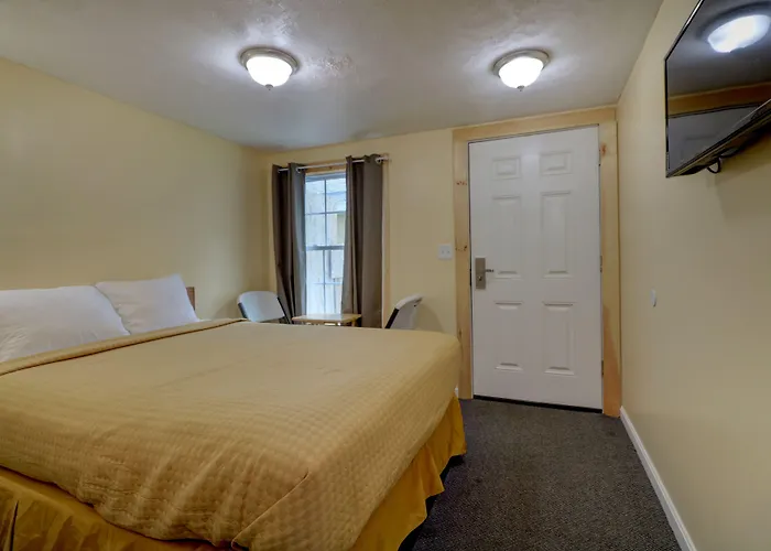 Brookside Inn & Cottages Saco