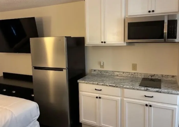 Suite Stay - Talladega