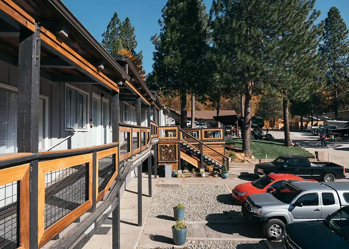 Summit View Inn Mount Shasta