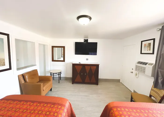Economy Inn Brownfield