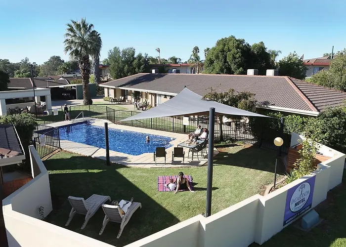 Jacaranda Holiday Units Swan Hill