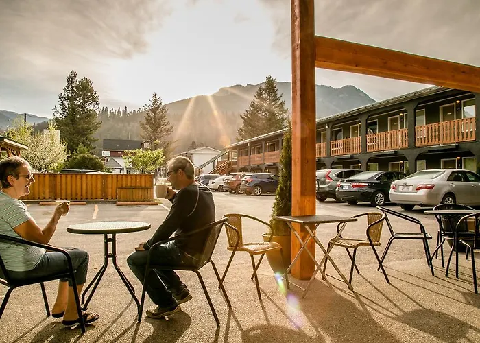 Crystal Springs Lodge Radium Hot Springs