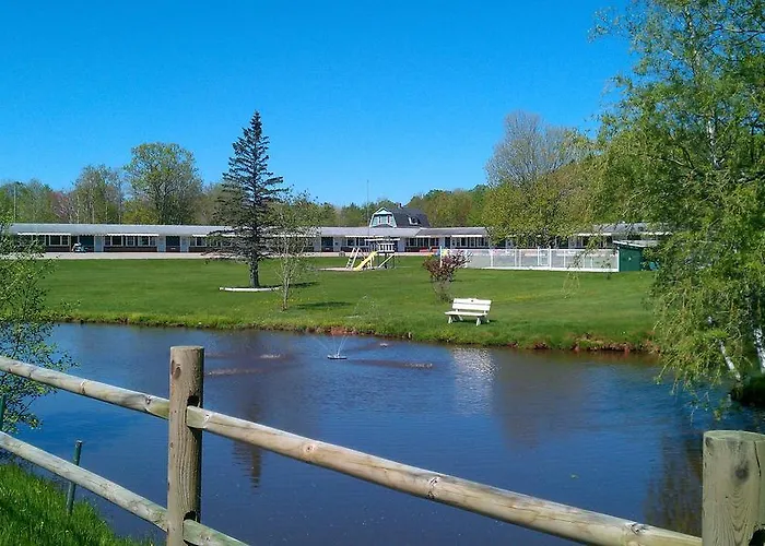 Middleton Motel & Suites