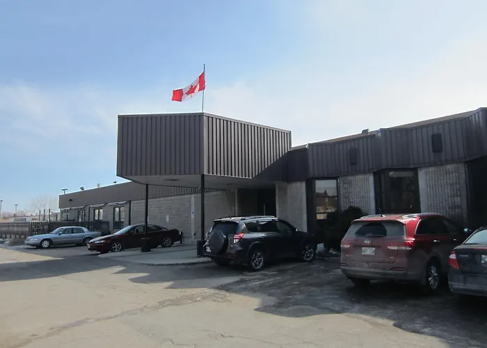 Nor Villa Hotel Winnipeg