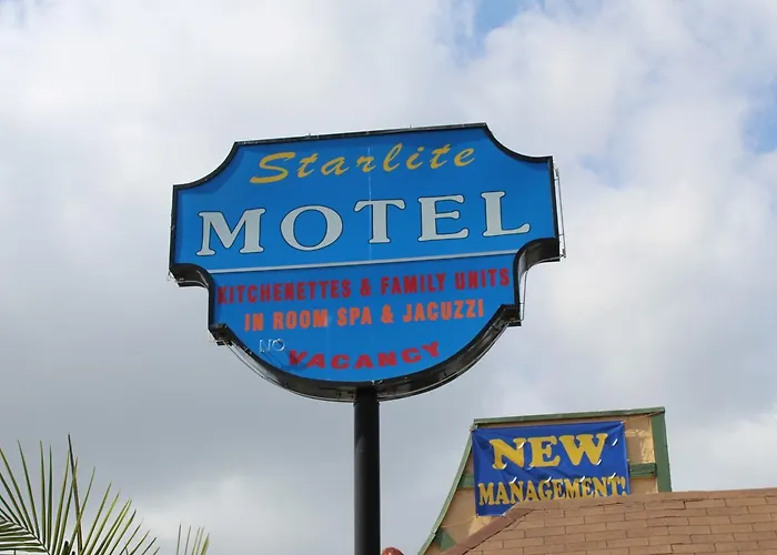 Starlite Motel Bellflower
