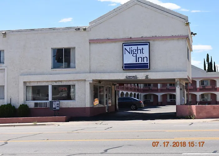 Night Inn Globe