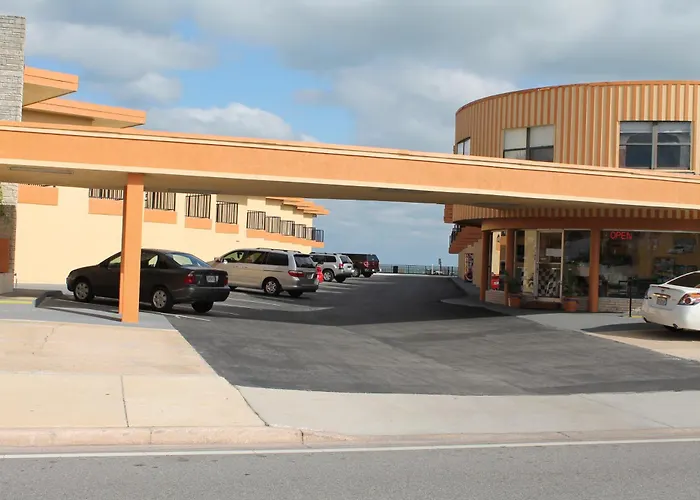 Grand Prix Motel Beach Front Daytona Beach