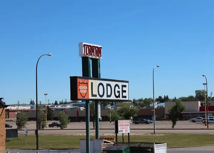 Silver Crest Lodge Grande Prairie