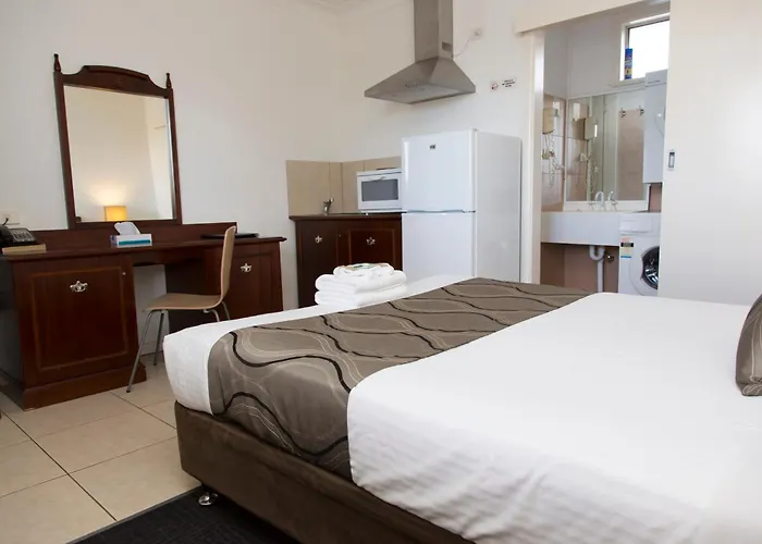 A Line Motel Griffith