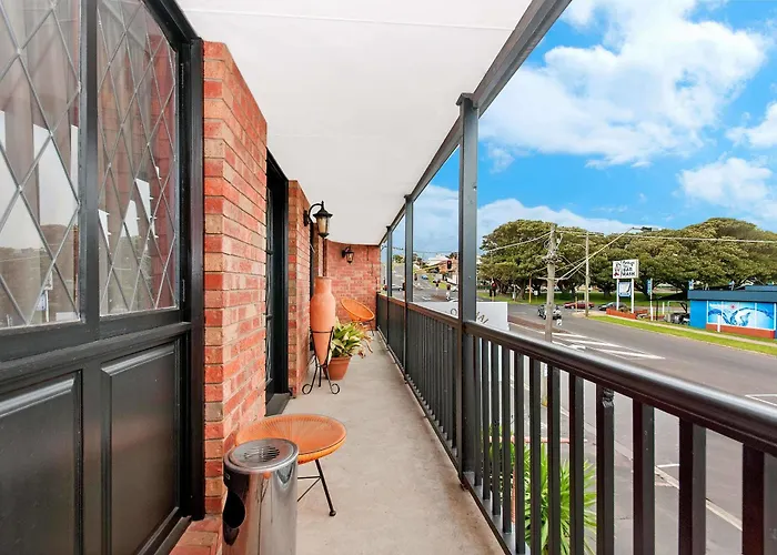 Waves Motel And Apartments Warrnambool
