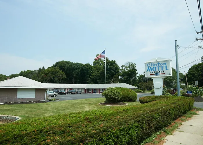 Clinton Motel