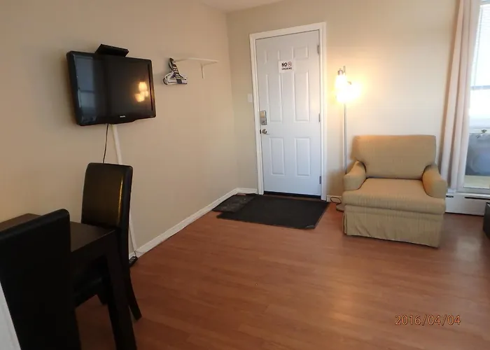 Wheel Inn Motel New Liskeard