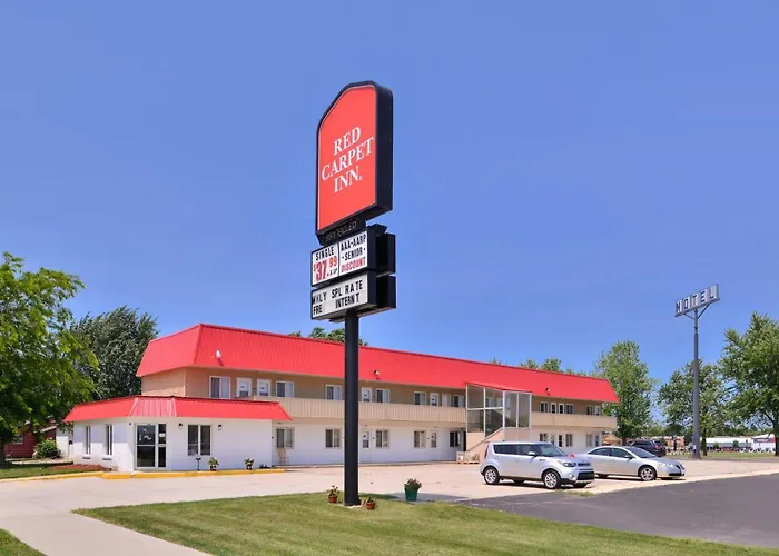 Red Carpet Inn Worthington
